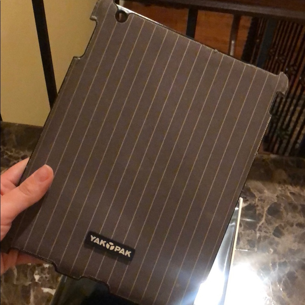 IPAD 2 - Picture 2 of 4